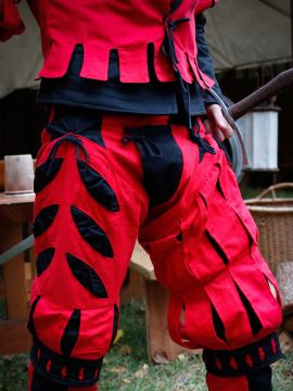 Imperialis Beinling Schnitte rot-schwarz
