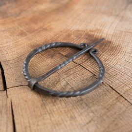 Handgeschmiedete Ringfibel