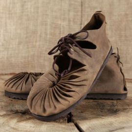 Bundschuhe mit fester Sohle braun