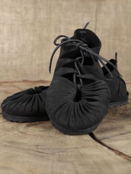 Bundschuhe mit fester Sohle schwarz