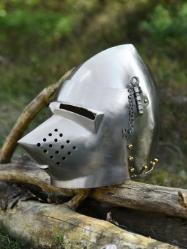 Hundsgugel Helm um ca. 1390, 2 mm