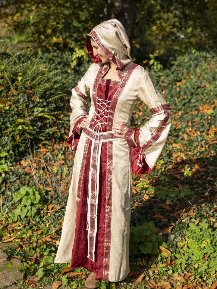 Edles Kapuzenkleid mit Gürtel bordeaux-natur