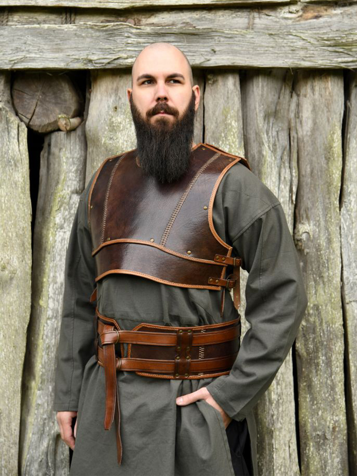 Brustschutz aus Leder Arnulf braun