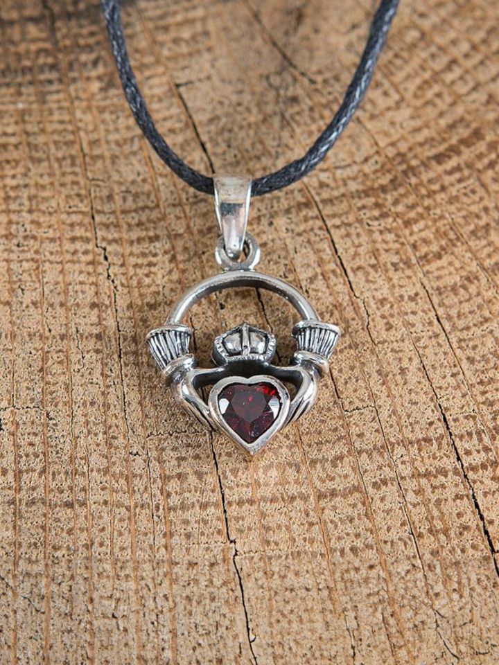 Kette Claddagh mit Zirkonia