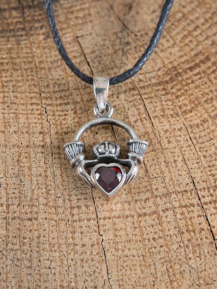 Kette Claddagh mit Zirkonia