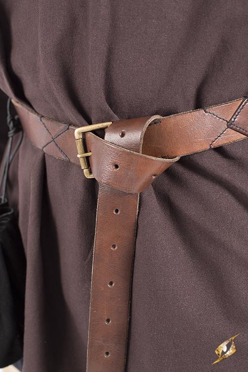 Langgürtel mit Ziernähten braun