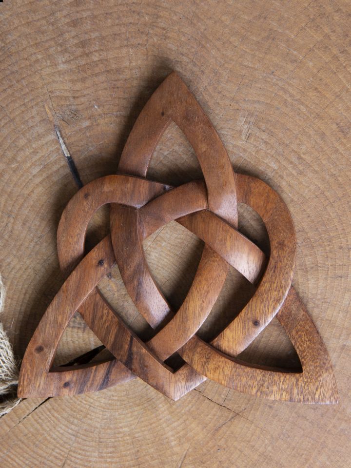 Holz-Wandschmuck Keltischer Liebesknoten