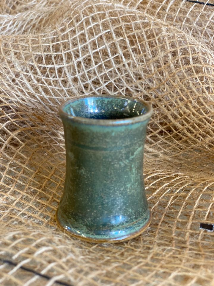 Keramik Schnapsbecher grün