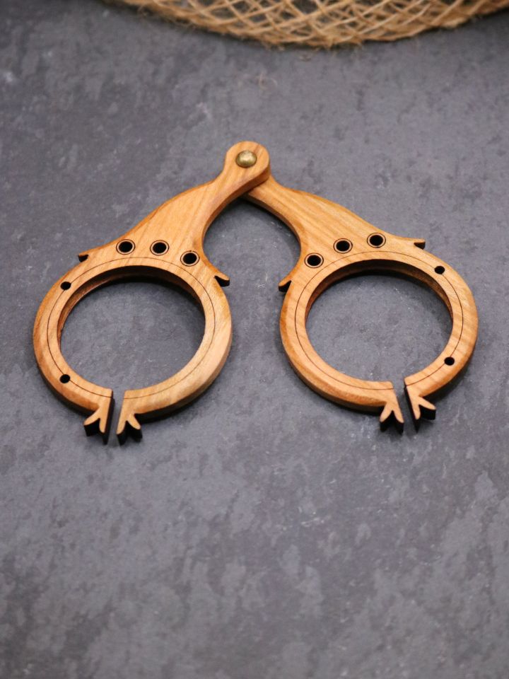 Spätmittelalter Brillengestell aus Holz 15. Jahrhundert