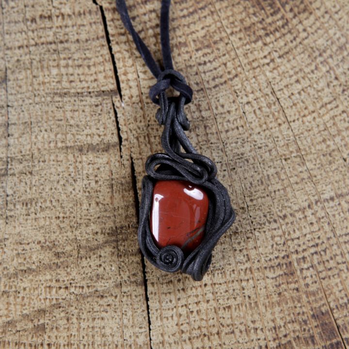 Anhänger mit Jaspis (rot)
