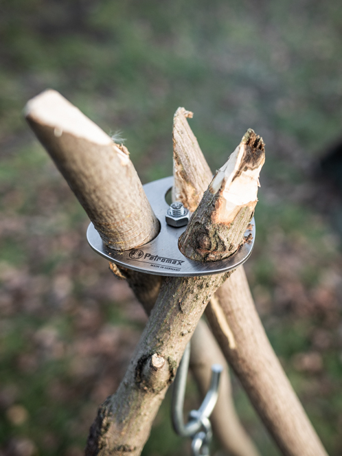 Dreibein-Ring mit Kette und Haken