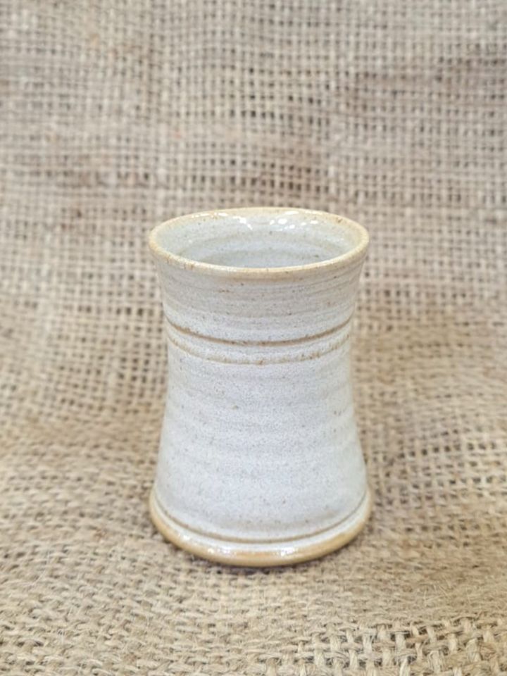 Keramik Schnapsbecher creme