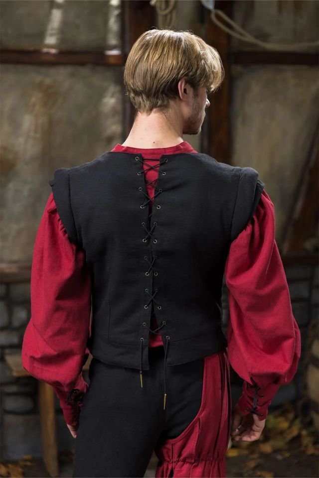 Warhammer Armoury Imperial Doublet Typ A schwarz 2