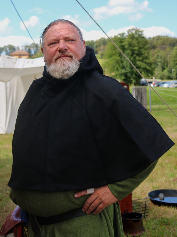 Gugel aus Wollfilz schwarz 2