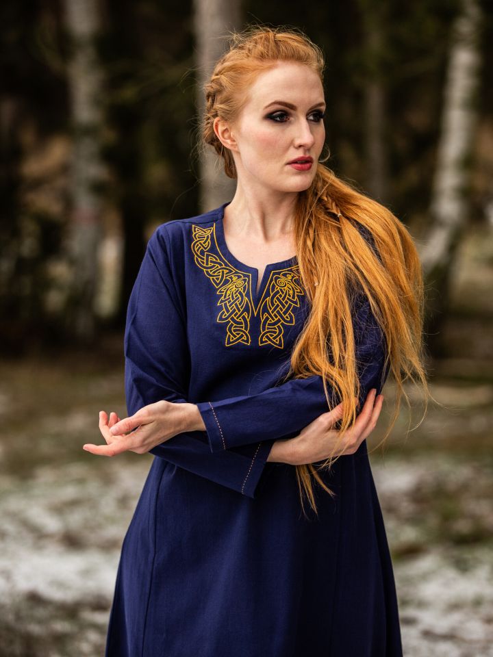 Wikingerkleid Aslaug blau 2