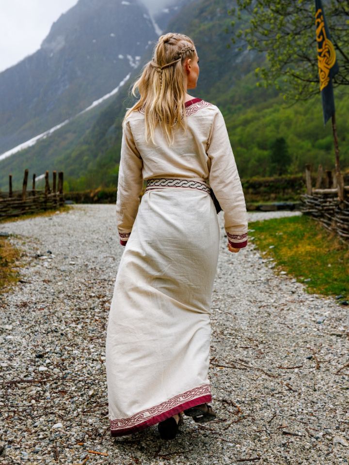 Wikingerkleid Lagertha natur-rot 2