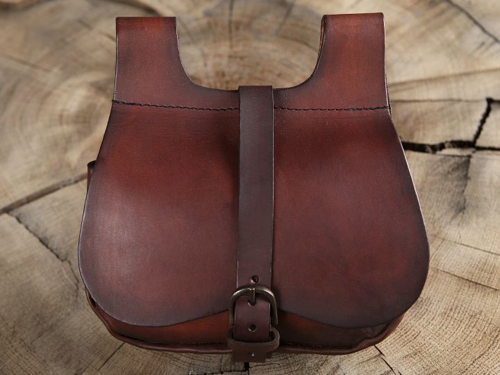 Braune Nierentasche 2