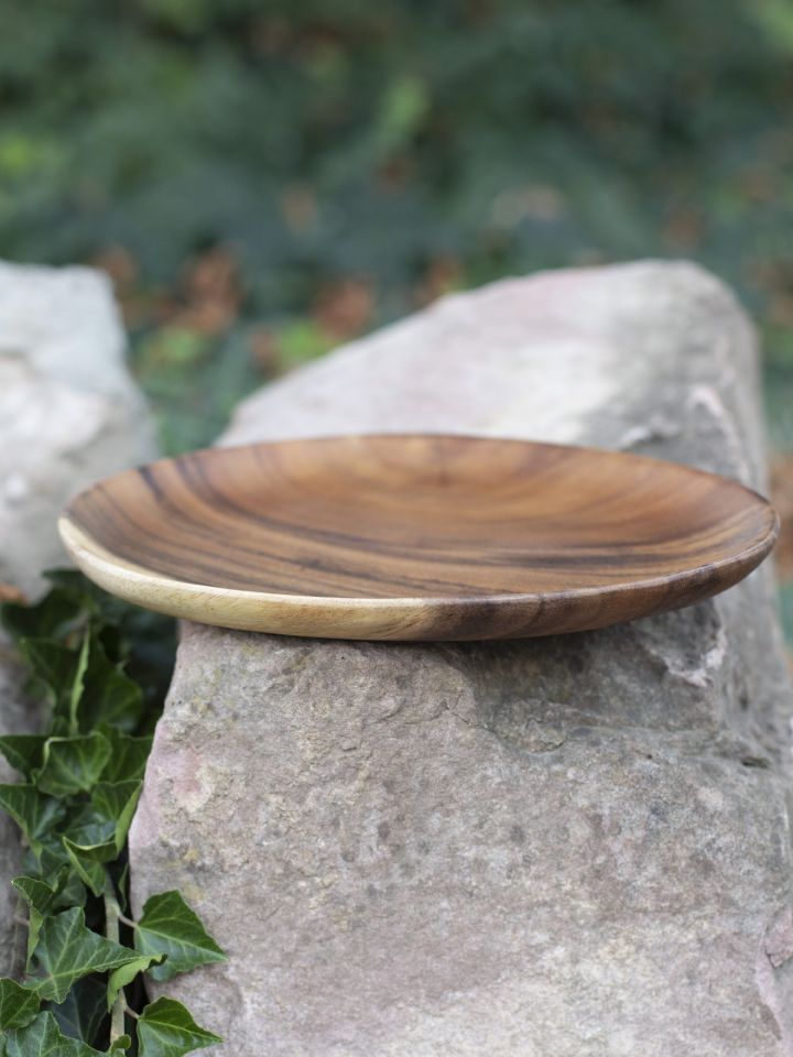 Ovaler Teller aus Akazienholz 2
