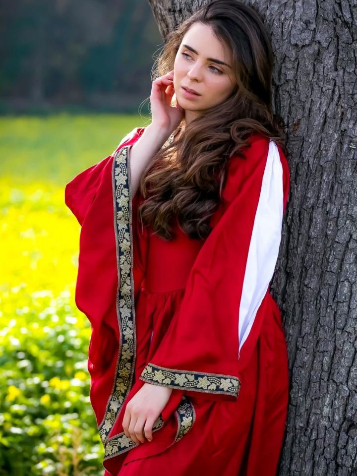 Edles Kleid mit Bordüre rot-natur L 2