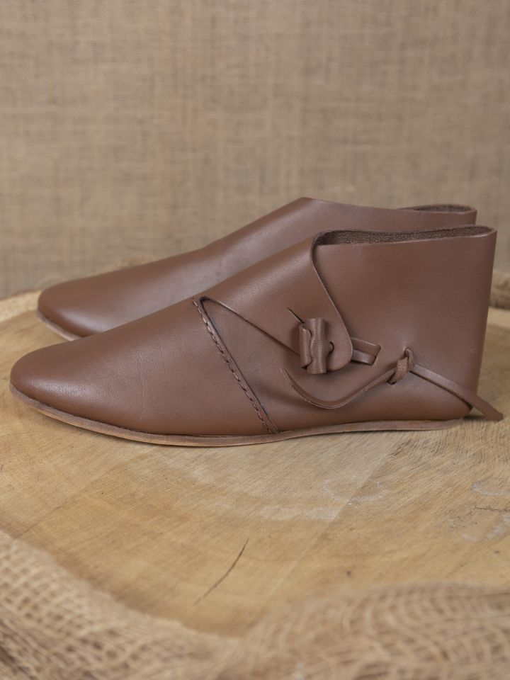 Frühmittelalterschuhe mit Knebelverschluss braun 2