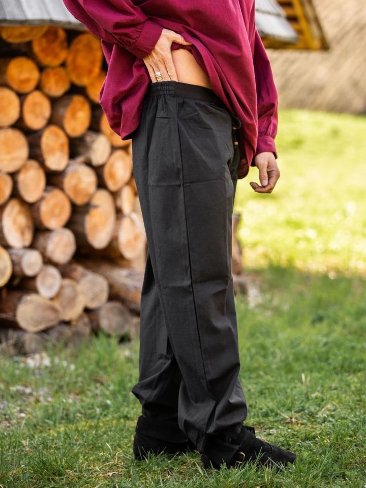 Bundhose schwarz 2