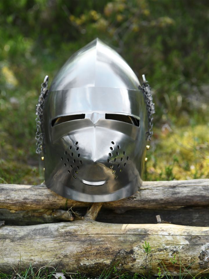 Hundsgugel Helm um ca. 1390, 2 mm 2