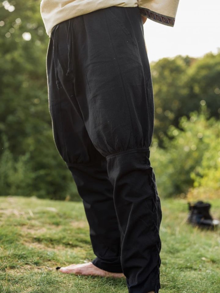 Hose mit Beinschnürung schwarz 2