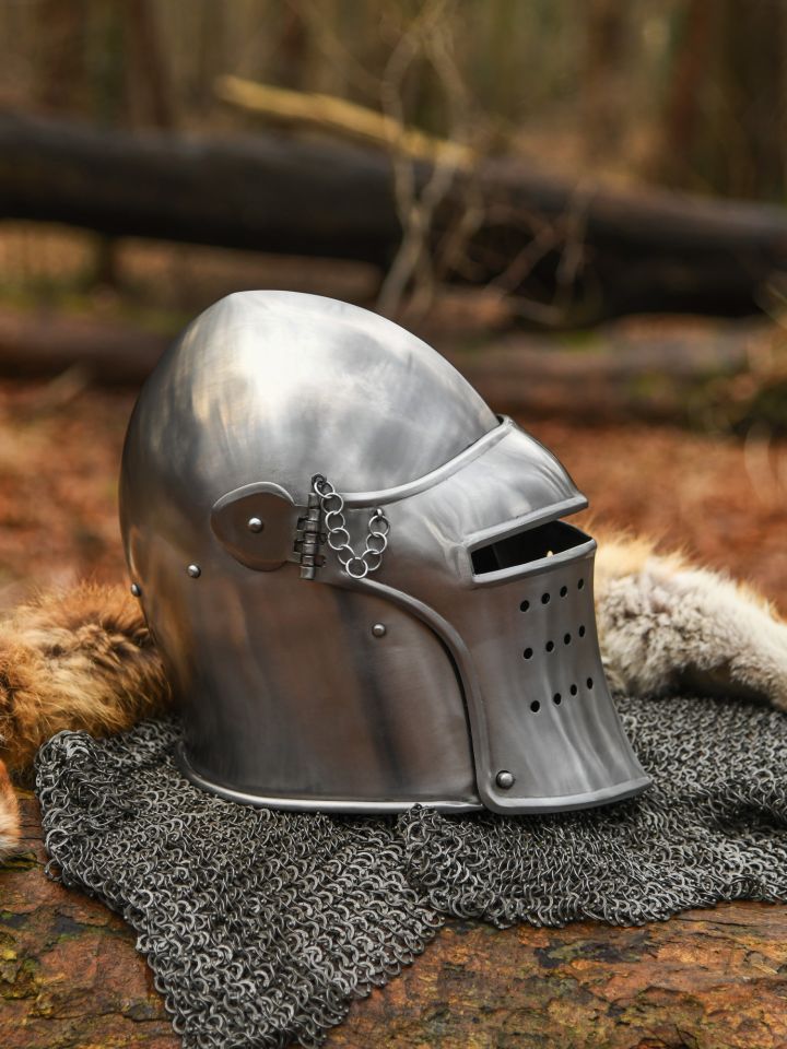Beckenhaube mit Visier 3