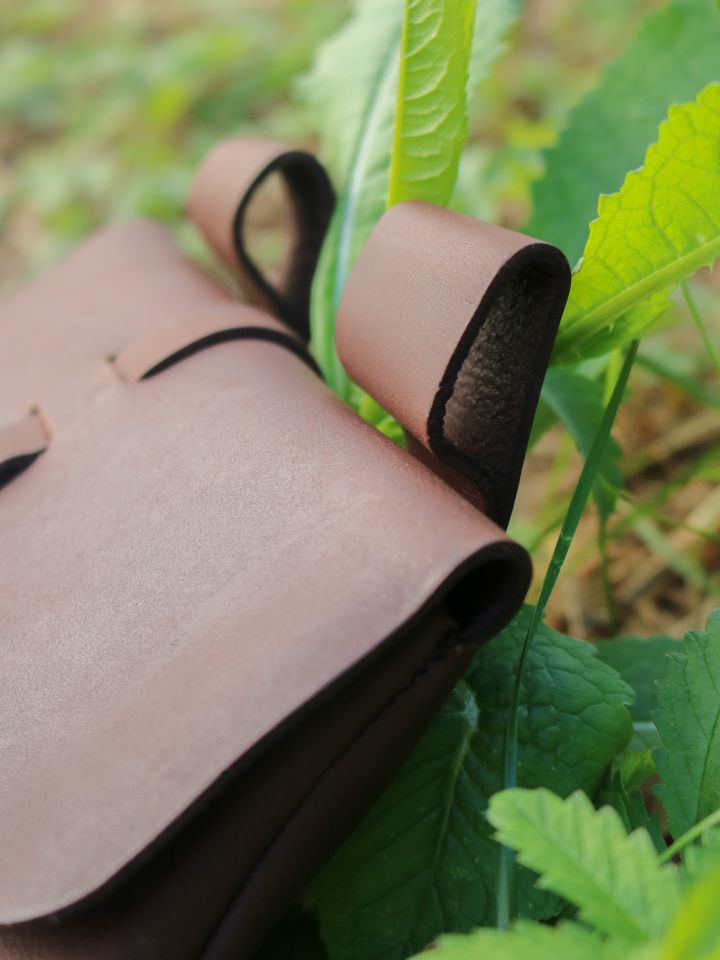 Ledertasche für Larp 3