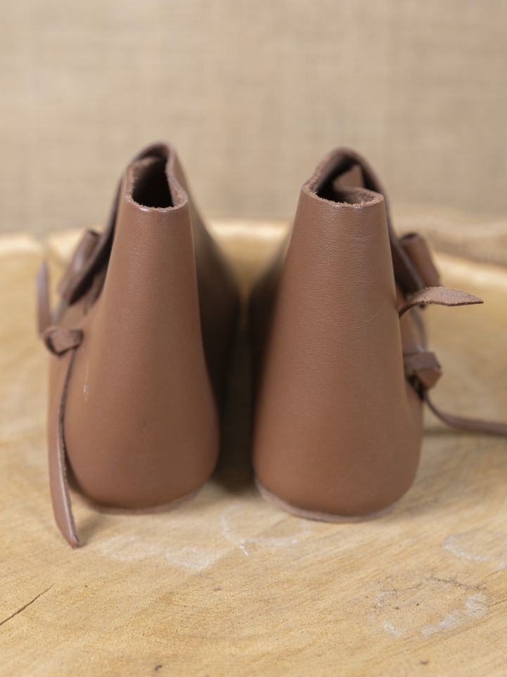 Frühmittelalterschuhe mit Knebelverschluss braun 3
