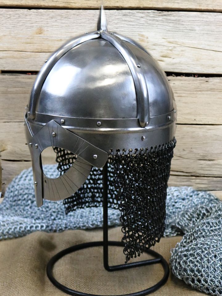 Gjermundbu-Helm, Wikinger Brillenhelm mit Kettenbrünne 3