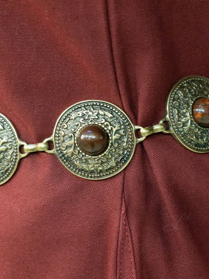 Kettengürtel mit Ornamenten und braunem Stein altmessing 3