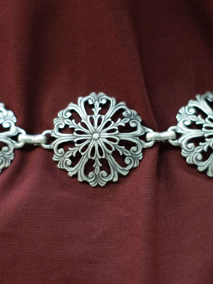 Kettengürtel mit gotischen Ornamenten altsilber 3