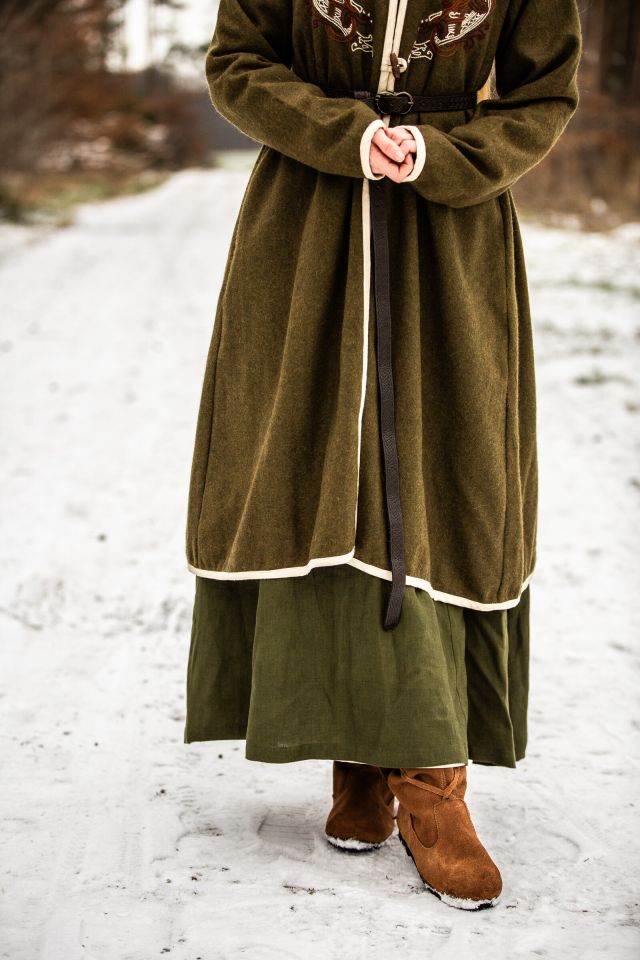 Wikinger Birka Mantel Skadi Oliv 4