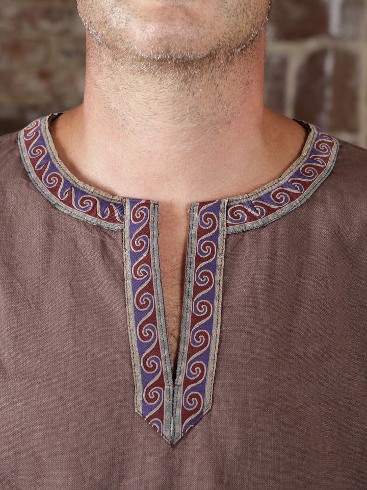 Tunika mit Bordüre dunkelbraun 4