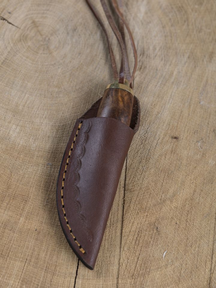 Kleines Neck Knife mit Holzgriff 4