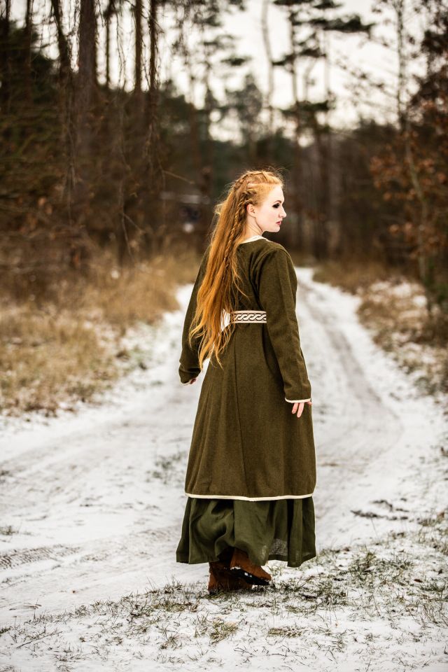 Wikinger Birka Mantel Skadi Oliv 5