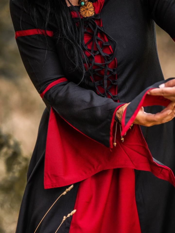 Kleid mit Trompetenärmeln schwarz-rot L 5