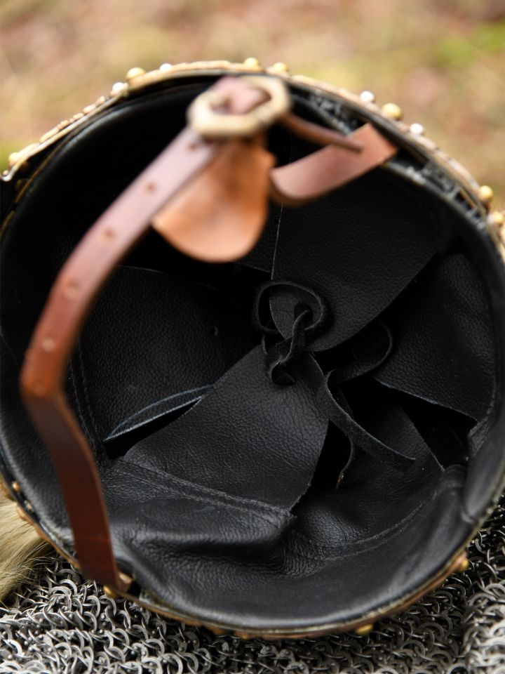 Rus Helm mit Pferdehaarbusch 6