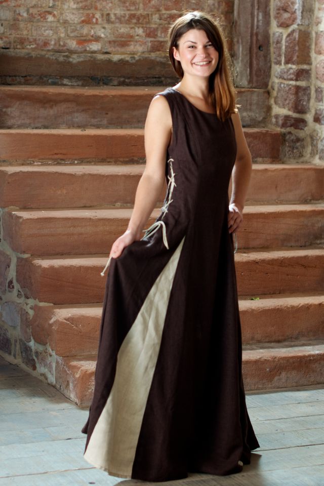 Ärmelloses Leinenkleid braun 5