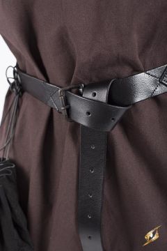 Langgürtel mit Ziernähten schwarz